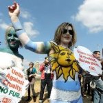 Ativistas Ficam Nuas na Copa pelos Direitos dos Animais