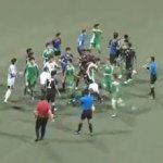 Futebol com 'Vale-Tudo' Futebol com 'Vale-Tudo'