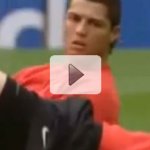 Cristiano Ronaldo Dando Uma Olhadinha Indiscreta