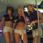 Amigas Aprontando Dentro do Metrô