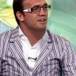 Petkovic no Programa 'Bem Amigos' com Figurino Extravagante