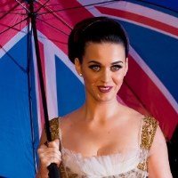 Pastor Declara que Katy Perry  É Filha do Diabo