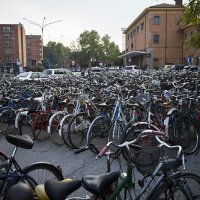 Italianos e Gregos Trocam Automóveis por Bicicletas
