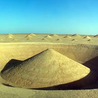 Os Misteriosos Cones no Deserto do Saara