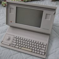 Primeiro PortÃ¡til da Apple Macintosh estÃ¡ Ã  Venda no eBay