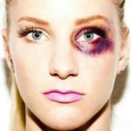 Anúncios Incentivam Violência Contra Mulher