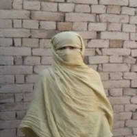 Paquistanesa Luta Para Retirar Vídeo de Estupro Coletivo de Redes