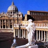 Escritor Revela Curiosidades sobre o Vaticano