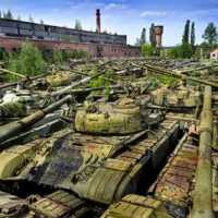 10 Impressionantes Cemitérios de Tanques de Guerra