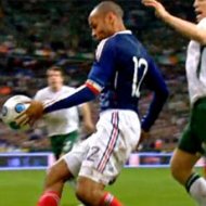 Irlanda Fora da Copa do Mundo com Mãozinha Francesa