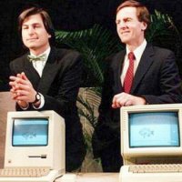 Cápsula do Tempo de Steve Jobs é Encontrada 30 Anos Depois