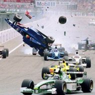 Pneu Causa Acidente na Fórmula 1