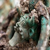 TÃºmulo de PrÃ­ncipe Celta Descoberto na FranÃ§a, de 2.500 Anos de Idade, Revela Tesouros Deslumbran