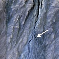 NASA Descobre Novo Canal em Marte