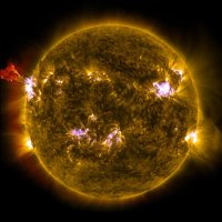 Sonda da NASA Registra Erupções Solares