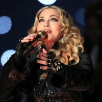 Irmão Sem-teto de Madonna vai o Show da Cantora no Super Bowl