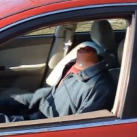 Pegadinha: Homem Sem Cabeça no Drive Thru