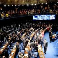 Política: Senado Aprova MP que Muda o Seguro-Desemprego e o Abono Salarial