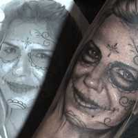 A Vergonhosa Tatuagem do Louro JosÃ© em Homenagem a Sua Esposa