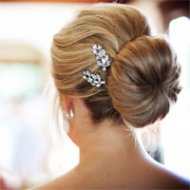 Coque em Alta: Penteados Para Noivas e Madrinhas