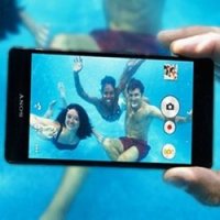 Smartphone com Câmera que Funciona Até Embaixo D'Água